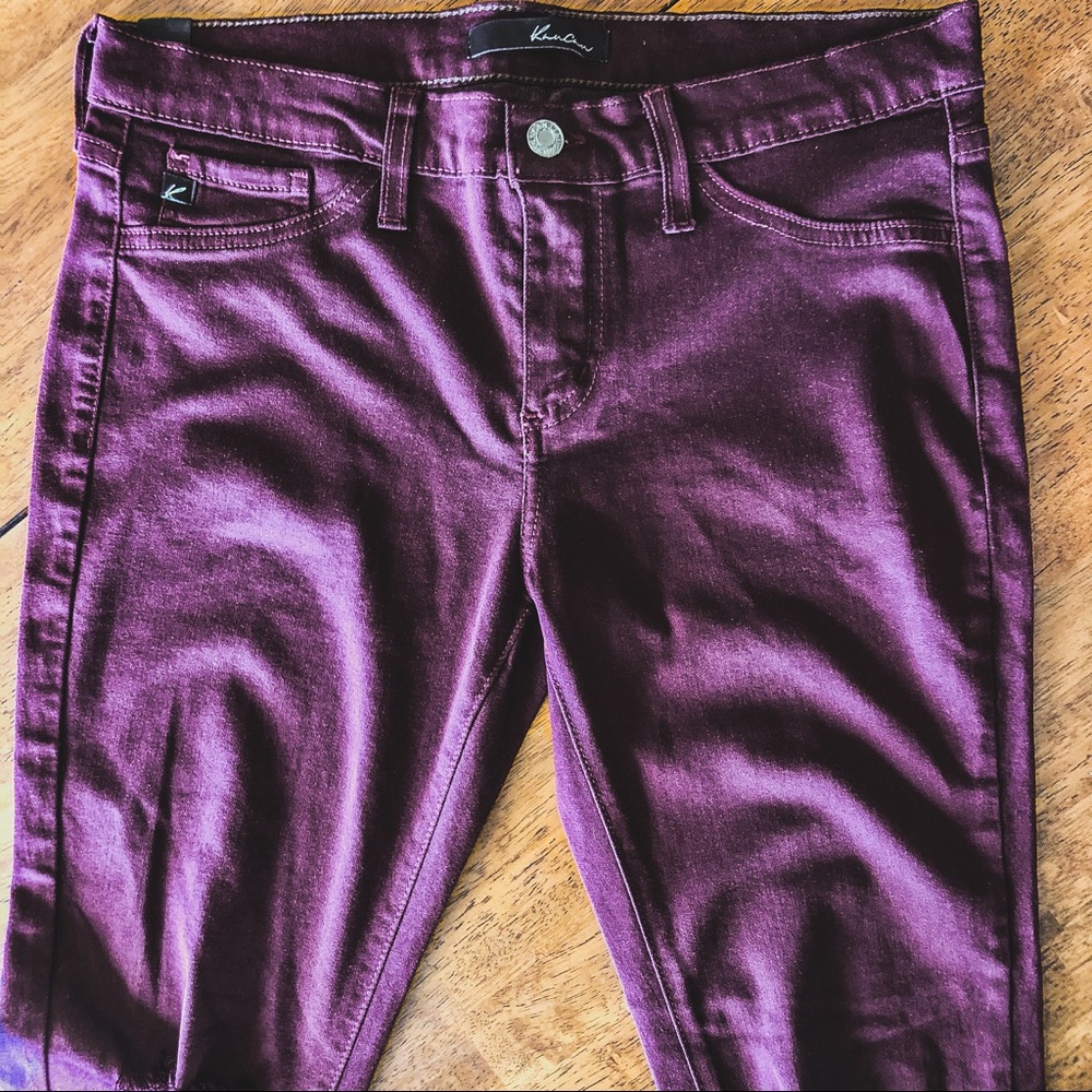 Burgundy Distressed Skinny Jeans - Picture 4 of 4